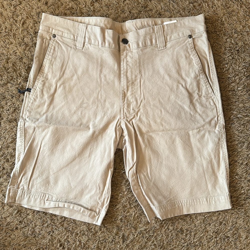 Columbia Men's Flex ROC™ Short in Fossil, Size 34W 10L - Picture 6 of 9